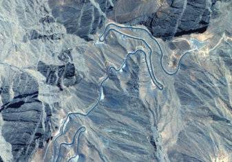 صورة فضائية توثق "جبل جيس" الأعلى إرتفاعاً في الإمارات