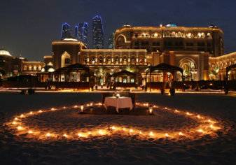 بمناسبة عيد الحب.. عروض رومانسية فاخرة في "قصر الإمارات"