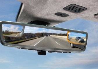 شاهد.. مرآة ذكية لرؤية بانورامية في شاحنة "فورد"