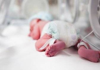 لأول مرة في العالم.. ولادة طفل بثلاثة أعضاء ذكورية!