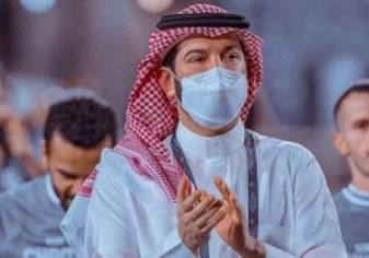 "شاهد" بكاء رئيس الهلال بعد تتويج النادي بلقب الدوري السعودي