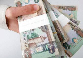 الرواتب في الإمارات إلى أعلى مستوى