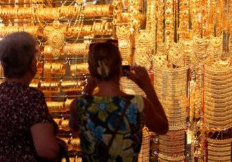 ما سر تهافت أهالي دبي على شراء الذهب في العيد؟