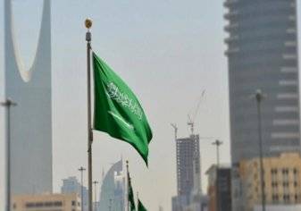 السعودية: عقوبات صارمة على الوافدين الذين يعملون لحسابهم الخاص
