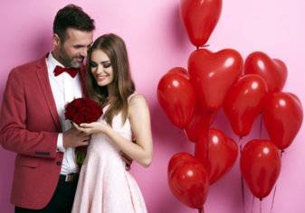 تعلم كيف تستقبل عيد الحب بطريقة رومانسية