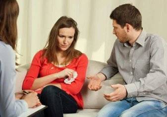 10 علامات تخبرك أن علاقتكما في حاجة لاستشاري علاقات زوجية