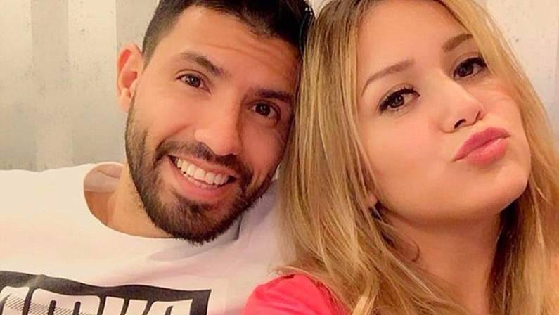 3D33236100000578-4222884-Sergio_Aguero_posted_a_picture_with_his_girlfriend_and_Argentine-a-3_1487077998715.jpg