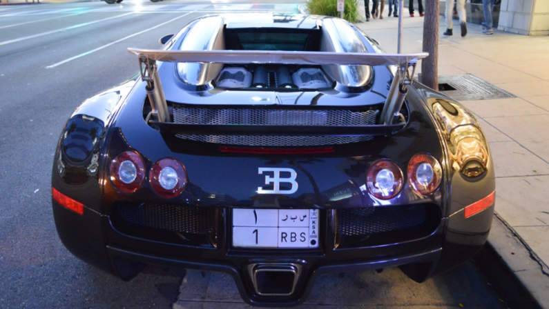 bugatti-veyron-164-c975217022017191904_4.jpg