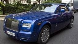 3712B61600000578-3733014-This_blue_Rolls_Royce_was_seen_on_the_streets_of_Knightsbridge_t-m-69_1470830551034.jpg