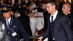 real-madrid-star-cristiano-ronaldo-right-haneda-international-airport-tokyo..jpg