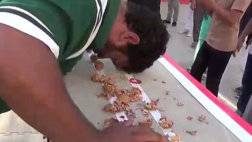 127-163819-pakistani-cracked-walnuts-world-record-2.jpeg