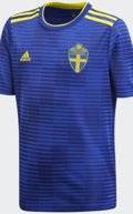 4CE8054700000578-5802953-Sweden_will_once_again_light_up_the_World_Cup_in_the_highly_attr-a-165_1528125352598.jpg