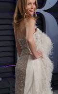 10232592-6741777-Magical_Leslie_Mann_was_a_vision_in_a_cream_gown_with_beaded_pan-a-269_1551084757375 copy.jpg