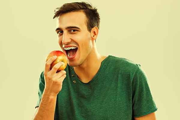طرق لتناول التفاح للحصول على فوائد صحية مثيرة للدهشة