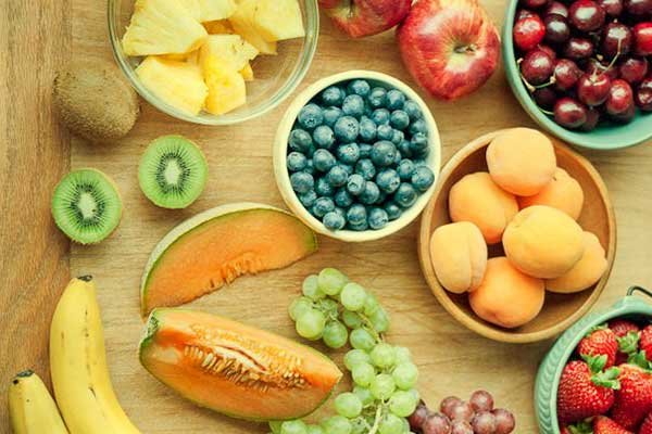 الفواكه والخضروات التي تساعد على فقدان الوزن