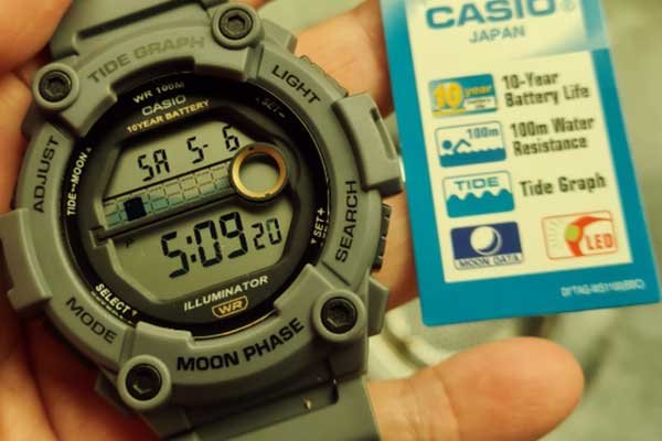 Casio WS1300H-8AV Tide Graph and Moon Phase Watch