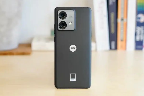 موتورولا تطرح هاتف شبابي جديد بأسعار مناسبة - Motorola Edge 40 Neo