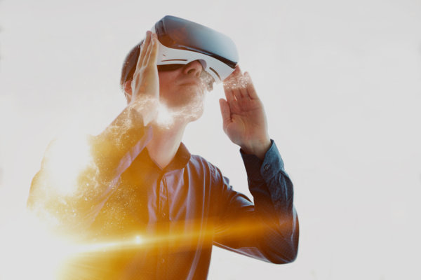 ما هو الواقع الافتراضي؟