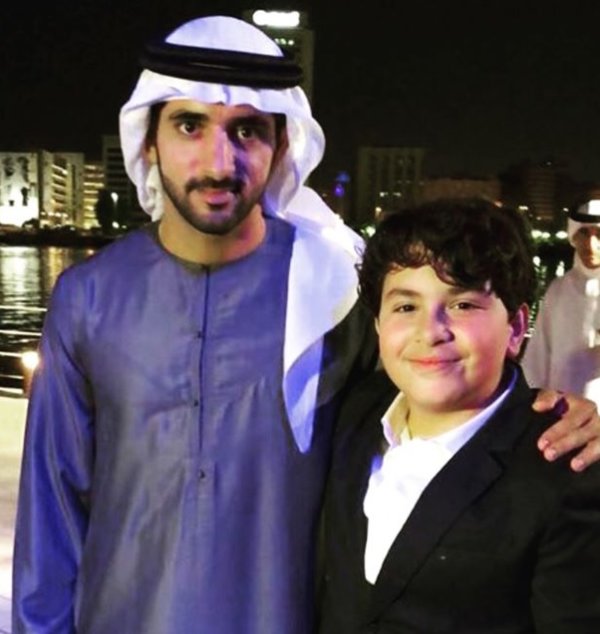 تيم حسن يعبر عن شكره لولي عهد دبي بعد تكريم ابنه ورد