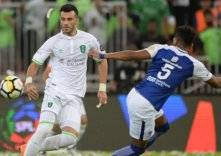 بالفيديو.. تصرف مثير للجدل من السومة في كلاسيكو الأهلي والهلال