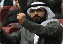 ما سبب حرمان الشيخ فهد طلال الفهد من دخول الملاعب؟