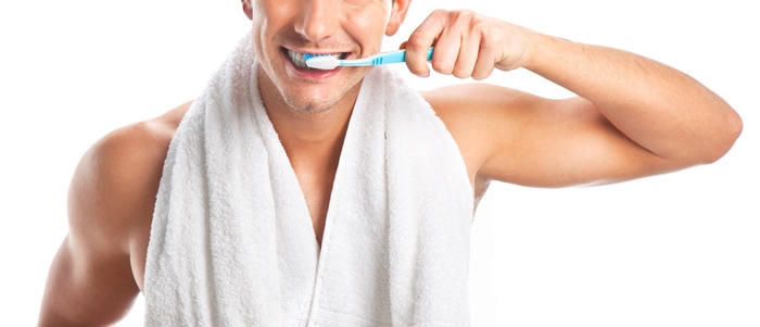 طرق تبييض الأسنان طبيعيًا